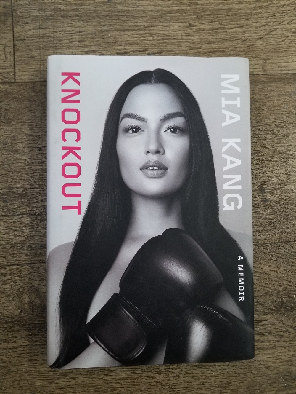 Praise for Mia Kang Hardcover - White Back Cover with Pink Accents